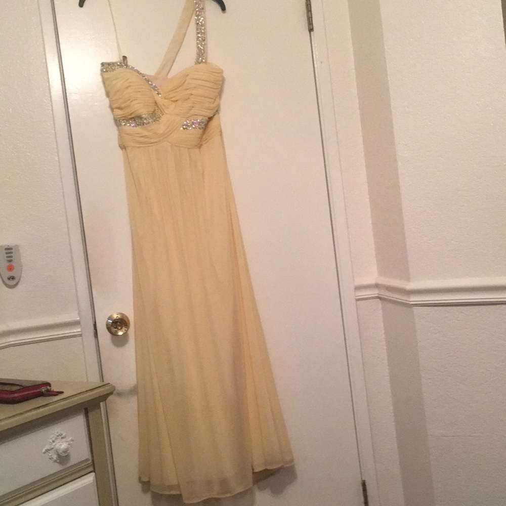 Yellow prom dress